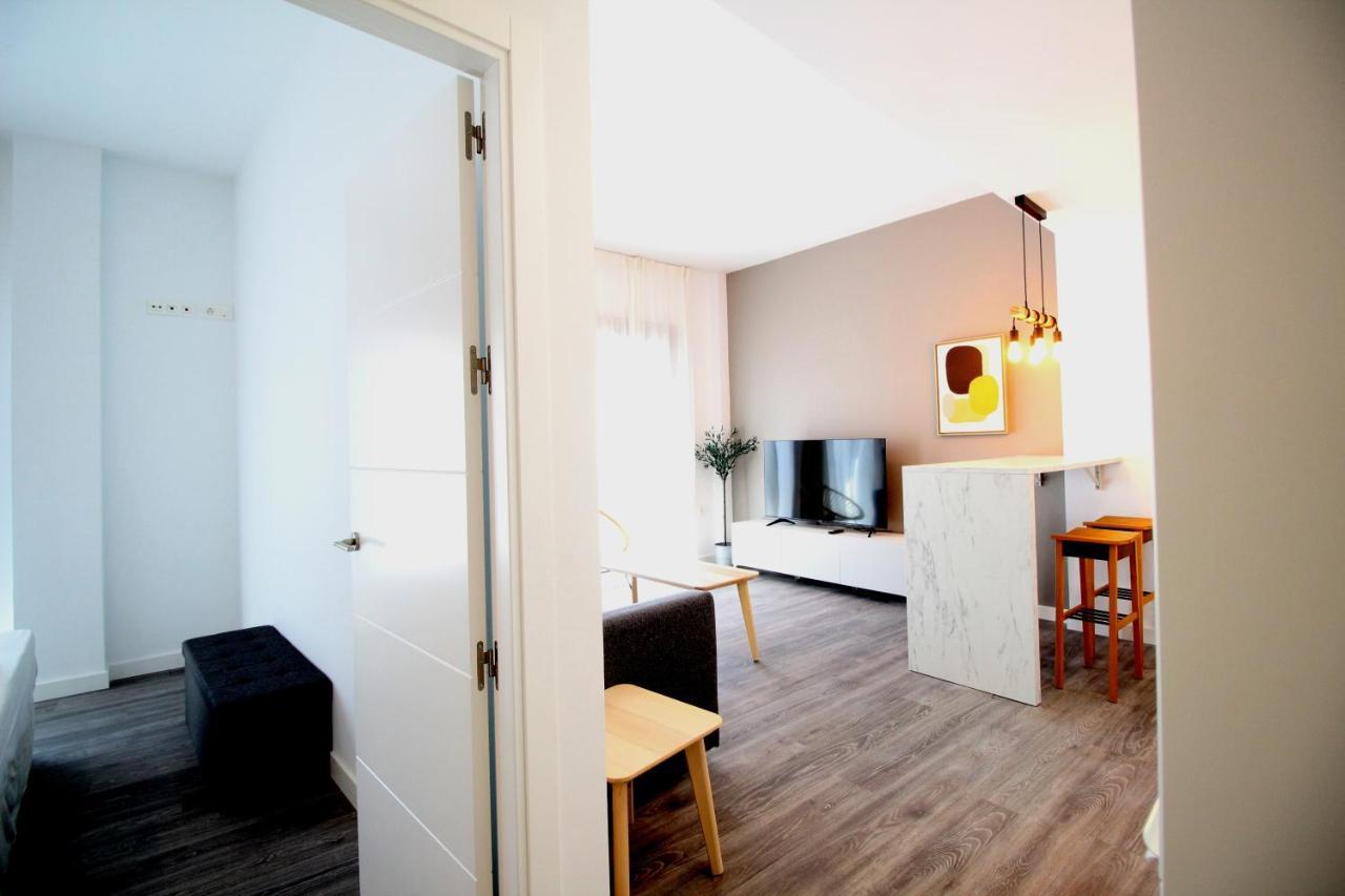 Del Parque Flats Urban Relax Apartment มาลากา ภายนอก รูปภาพ